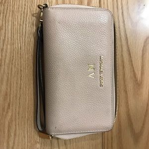 Michael Kors Pink Wrist Wallet